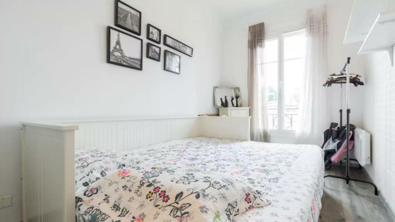 Stylish White And Red Apartments Juan-les-Pins Luaran gambar